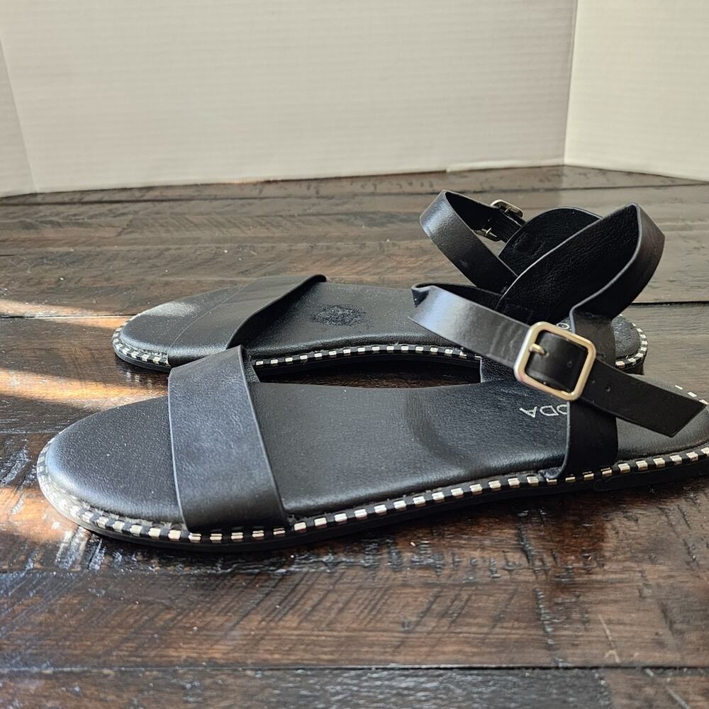 Top Moda‎ Black Flat Sandals Size 7.5